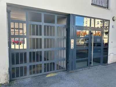 Plan de l'établissement La Colline - Parking - By PrestiPlace
