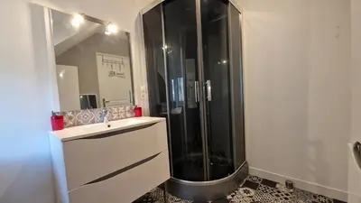 Salle de bains dans l'établissement Maison au coeur des Châteaux de la Loire