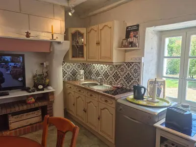 Cuisine ou kitchenette dans l'établissement Maison campagnarde