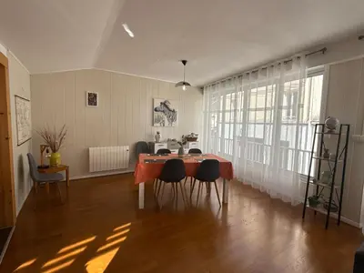 Plan de l'établissement Relais des Arts, très spacieux et lumineux centre ville thouars