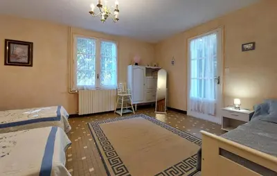 Un ou plusieurs lits dans un hébergement de l'établissement Stunning Home In Ceaux-En-Loudun