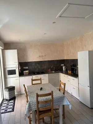 Cuisine ou kitchenette dans l'établissement Chez Jerome et carole