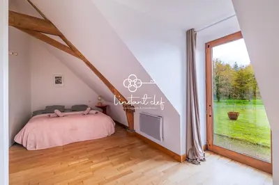 Un ou plusieurs lits dans un hébergement de l'établissement Bulle de calme bucolique - jardin & piscine privée