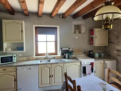 Cuisine ou kitchenette dans l'établissement Gites de La Richardiere