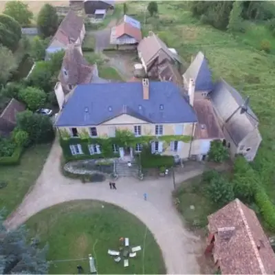 Chateau de Lassay - Charming castle for rent in Sarthe