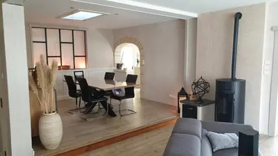 Coin salon dans l'établissement Villa pour 24h auto le mans