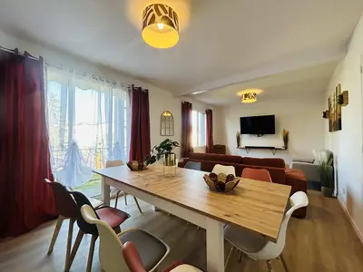 Télévision ou salle de divertissement dans l'établissement Casa Les Ponts de Cé