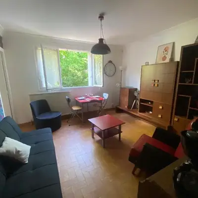 Joli F2