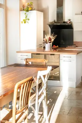 Cuisine ou kitchenette dans l'établissement Chambre d'hôtes - Petit déjeuner local et maison près de Blois