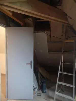 Plan de l'établissement Appartement semi-troglodytique