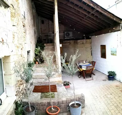 Jardin de l'établissement Cozy one bedroom Apartment, Le Nest