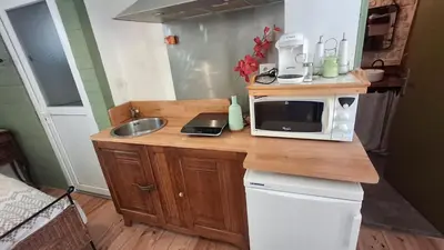 Cuisine ou kitchenette dans l'établissement Auberge du pré