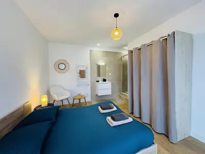 Spa ou équipements de bien-être de l'établissement Le Coteau de Gazonfier - quartier Bollée - 7p