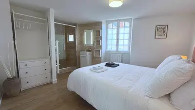 Un ou plusieurs lits dans un hébergement de l'établissement Le Jardin Secret Classé 3 étoiles - 6 pers - Salle de cinéma - Proche de la gare de Blois à 2h de Paris