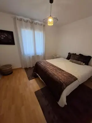 Plan de l'établissement Maison confortable à Châtellerault avec terrasse - 78 m²