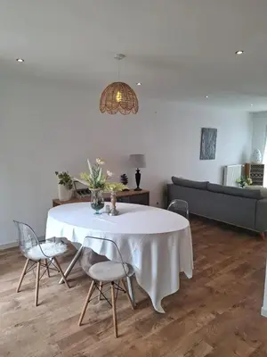 Plan de l'établissement Maison confortable à Châtellerault avec terrasse - 78 m²