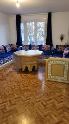 Coin salon dans l'établissement Agreable appartement