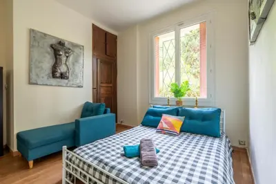 Coin salon dans l'établissement Grande Villa face à la Loire SPA 20 pers