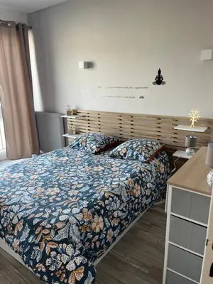 Un ou plusieurs lits dans un hébergement de l'établissement Appart Cosy Centre ville -proche gare