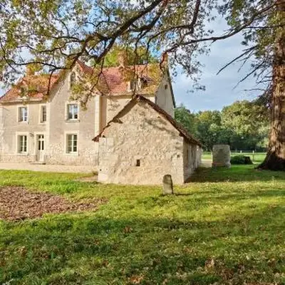 Le Pavillon de Chasse - Castle view - Digital detox