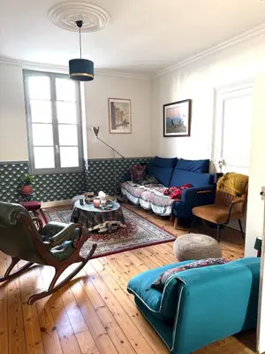 Coin salon dans l'établissement Maison proche centre Le Mans