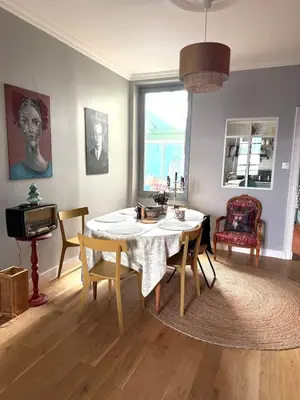 Coin salon dans l'établissement Maison proche centre Le Mans