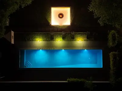 Piscine de l'établissement Gîte de luxe avec Piscine, Jacuzzi, Hammam, Animaux admis, Proche Le Mans - FR-1-410-451 ou située à proximité