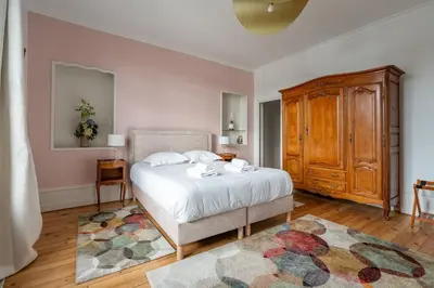 Un ou plusieurs lits dans un hébergement de l'établissement Maison bourgeoise, Rives du Cher, 14 pers
