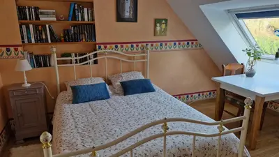 Un ou plusieurs lits dans un hébergement de l'établissement les HAUTS de SAINT SATURNIN
