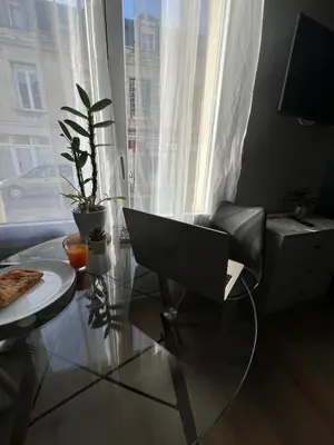 Coin salon dans l'établissement Studio Londres super cosy I rénové fin 2025 I parking gratuit