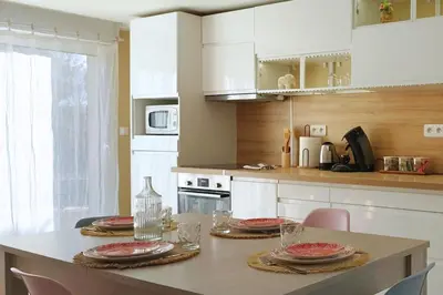 Cuisine ou kitchenette dans l'établissement Petite maison entre châteaux et Beauval