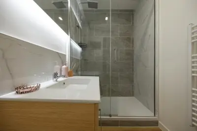 Salle de bains dans l'établissement 303 Chanzy - Suite Eden - T1 Chic & Spacieux
