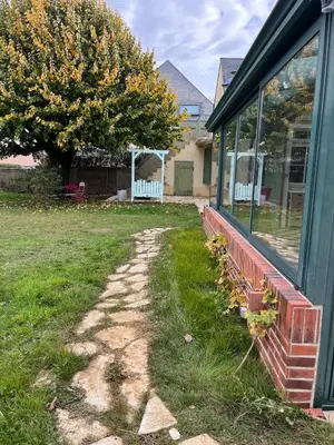 Jardin de l'établissement Villa Mulsanne et studio - Centre bourg - Proche circuit des 24H du mans - 12 personnes