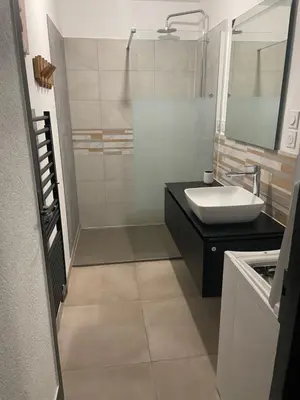 Salle de bains dans l'établissement L'appart du Château