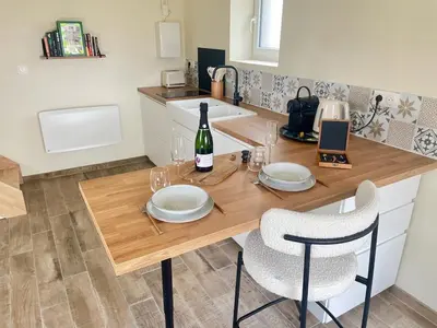 Cuisine ou kitchenette dans l'établissement Le Pigeonnier, escape game, Bain Nordique, Love Room