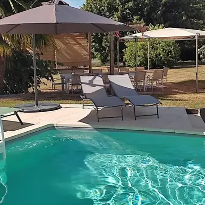 Grande maison familiale avec piscine chauffée
