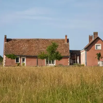 Two Cottages With Stables On Estate In Touraine