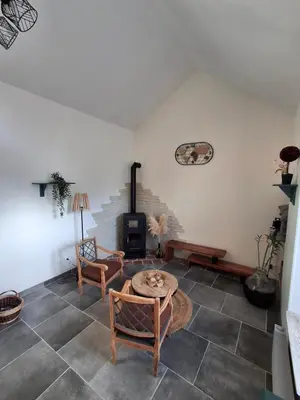 Coin salon dans l'établissement Petite maison au fond du jardin