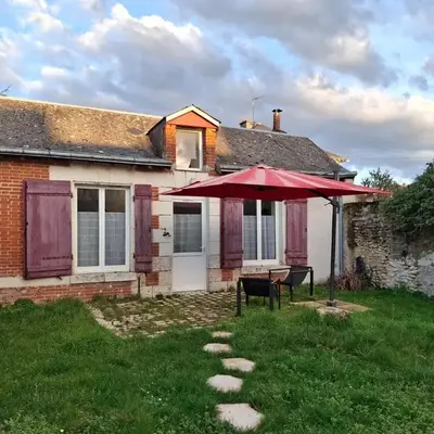 Petite maison au fond du jardin