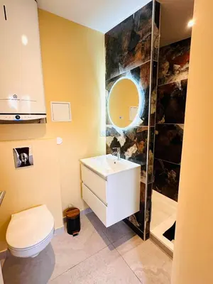 Salle de bains dans l'établissement Neuf & haut de gamme Cour privée 5 min Gare