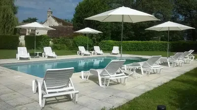Piscine de l'établissement Gites de La Richardiere - LHirondelle ou située à proximité