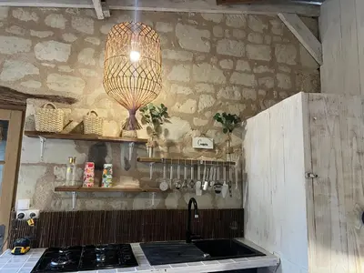 Cuisine ou kitchenette dans l'établissement Fontevraud le logis