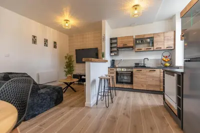 Cuisine ou kitchenette dans l'établissement L'Escapade Rivarennes
