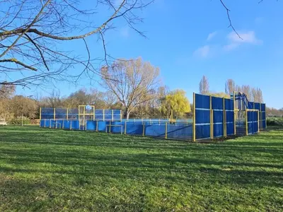 Jardin de l'établissement Gîte tout confort à Limeray avec Jardin et BBQ - FR-1-381-648