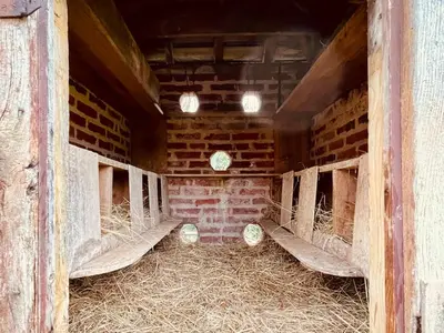 Plan de l'établissement Colombier du Val - Maison cosy 3 chambres - Terrasse - Jardin clos - BBQ - Poules - Wifi fibre - Refuge LPO - 15 min Circuit 24 Heures du Mans - 30 min Zoo de La Fleche - Etape Velobuissonniere