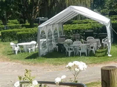 Jardin de l'établissement Mobil Home Familial avec Terrasse - 4 Pers. - API-1-52-1731