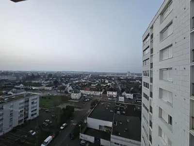 Vue générale sur Saint-Pierre-des-Corps ou vue de la ville depuis l'appartement
