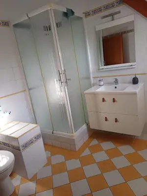 Salle de bains dans l'établissement Ty Gwenn