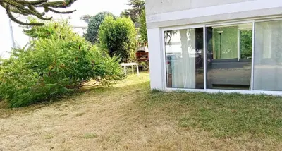 Jardin de l'établissement Loft avec Jardin et abri vélo