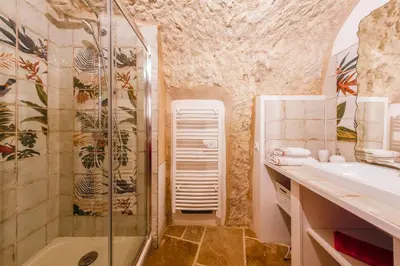 Salle de bains dans l'établissement Gîte De La Rochère